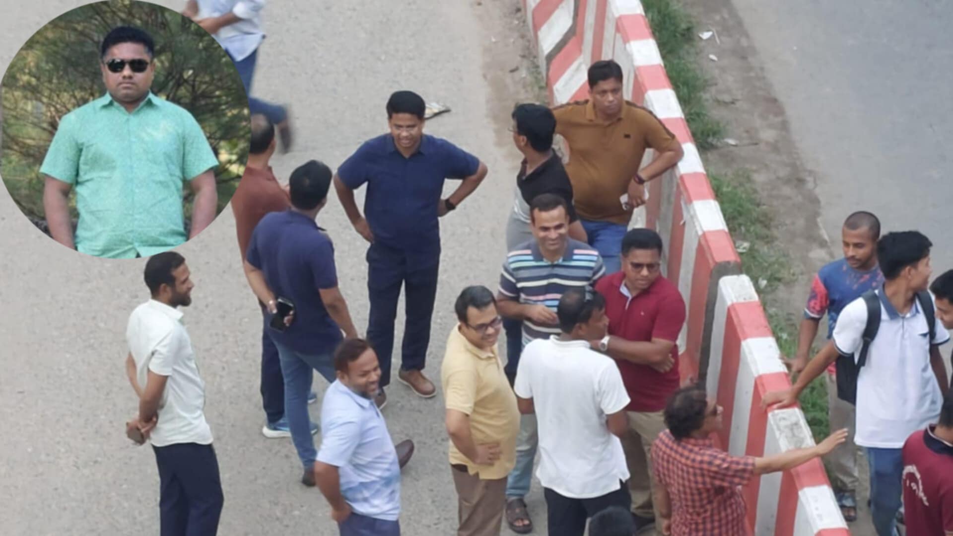 প্রক্টরের উপস্থিতিতে শিক্ষার্থীদের উপর পুলিশের হামলা, আহত ২০