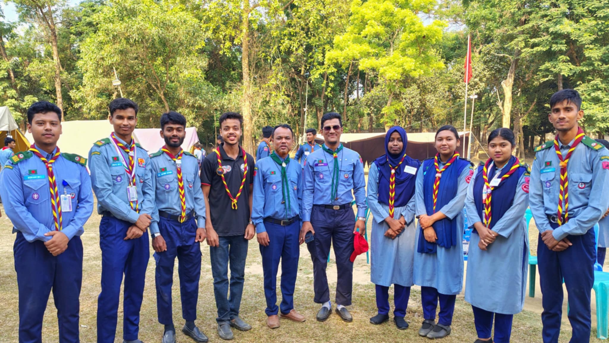 কুমিল্লা জেলা রোভারের কোর্স ফর রোভার মেট কোর্সের সনদ প্রদান